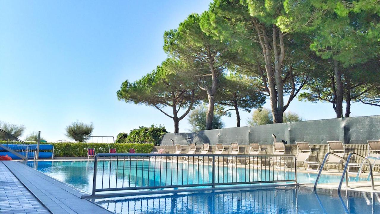 Hotel Fenix Cavallino-Treporti Exterior photo